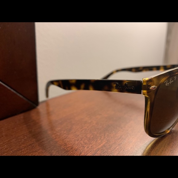 Ray-Ban ® RB4147 sunglasses - Picture 2 of 3